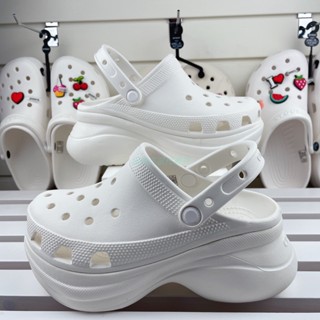 Crocs รองเท้าแพลตฟอร์ม ส้นหนา แบบกลวง สําหรับผู้หญิง 206302