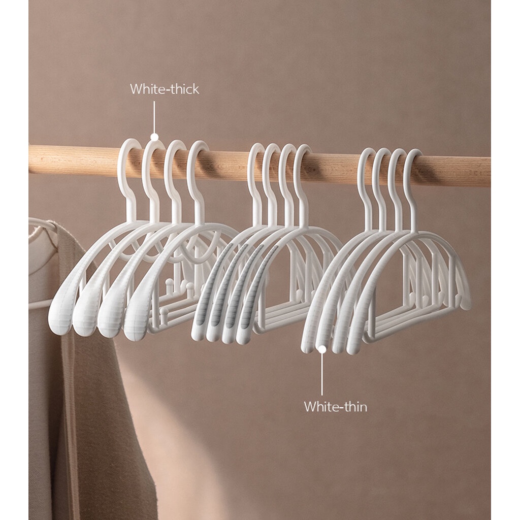 Omocha - (10อัน/เซท) Clothes hanger ไม้แขวนเสื้อทรงโค้งพิเศษ ไม้แขวนถนอมเสื้อ