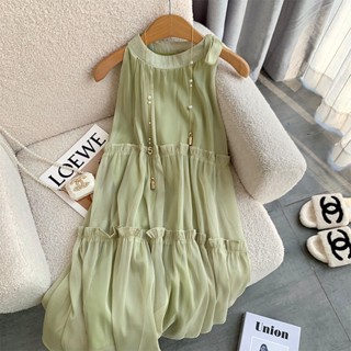 Green sleeveless dress womens summer 2023 new style tea break super immortal temperament sweet chic unique skirt gentle style