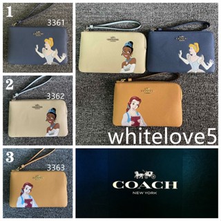 Disney X Corner Zip Wristlet With Cinderella C3361 C3362 C3363 กระเป๋าคลัทช์ กระเป๋าสตางค์ COAC H กระเป๋าใส่เหรียญ