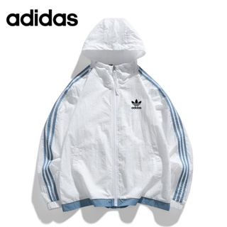 Adidas ของแท้ 100% เสื้อแจ็กเก็ตกันแดด มีฮู้ด ระบายอากาศ ลายทาง น้ําหนักเบา สําหรับผู้ชาย และผู้หญิง