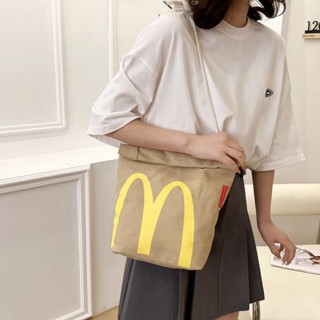 กระเป๋าสะพายไหล่ ทรงเมสเซนเจอร์ ลาย McDonalds แฟชั่นสร้างสรรค์ สําหรับผู้หญิง 2023