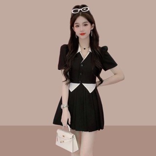 College style fake two suit V-collar dresses Womens 2023 Spring New Fashion Age-reducing skirt with thin temperament