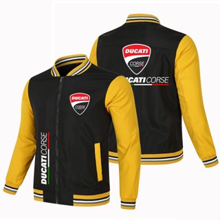 เสื้อแจ็กเก็ตลําลอง แต่งซิป ทรงหลวม ลายโลโก้รถจักรยานยนต์ Ducati แฟชั่นสําหรับผู้ชาย