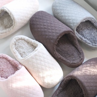 Omocha - (Fluffy) Slipper : รองเท้าใส่ในบ้าน สลิปเปอร์ รองเท้าขนนุ่ม