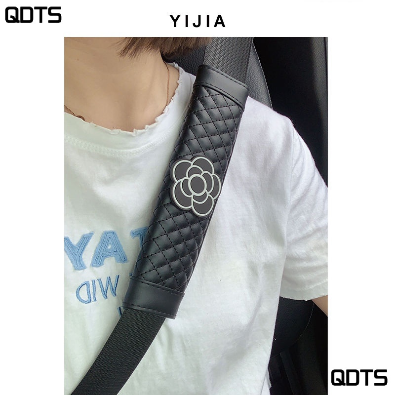 ปลอกหุ้มเข็มขัดนิรภัย ป้องกันไหล่ ลายดอกคามิเลีย แบบพกพา ระดับไฮเอนด์ สําหรับรถยนต์