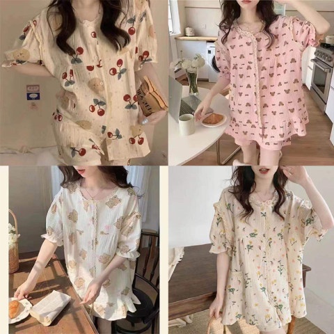 พร้อ​มส่ง​​ (ราคาต่ำสุด)ชุดนอนลายดอกมรกต，ชุดนอนแสนสบาย，สดและน่ารัก，11 สไตล์ให้เลือก，ขาสั้น เสื้อ，M-2XL