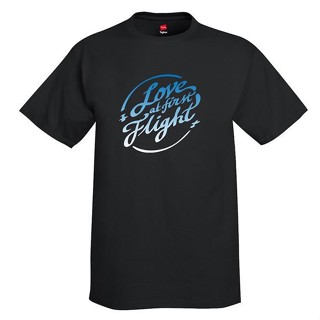 เสื้อยืด พิมพ์ลายเครื่องบิน Love at First Flight Aviation              