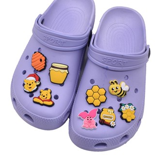 การ์ตูนน้ําผึ้ง Jibitz Crocs Winnie The Pooh Jibbits Charm Tiger Flower Jibits Crocks สําหรับผู้ชายรองเท้าอุปกรณ์เสริมเสน่ห์รองเท้า Pins ตกแต่ง