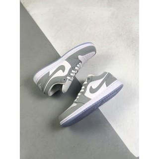 Air Jordan 1 Low AJ1 รองเท้าบาสเก็ตบอล DC0774-105 สีเทา 36 k