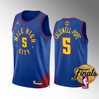 【คุณภาพสูง】นักเก็ต Nba Finals Denver ของแท้ 2023 สําหรับผู้ชาย #5 เสื้อกีฬาแขนสั้น ลายทีม Kentavious Caldwell Swingman สีฟ้า