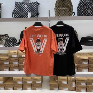 Lifework เสื้อยืดแขนสั้น ผ้าฝ้ายแท้ พิมพ์ลาย แฟชั่นฤดูร้อน สําหรับผู้ชาย และผู้หญิง