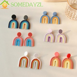 SOMEDAYZL ต่างหูสตั๊ด ไล่โทนสีรุ้ง|เครื่องประดับแฟชั่น แฮนด์เมด