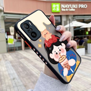 เคสโทรศัพท์มือถือแบบแข็ง ใส กันกระแทก ลายการ์ตูนเด็กผู้หญิงชานม มีลายด้านข้าง สําหรับ Xiaomi MI POCO F3 Redmi K40 K40 Pro