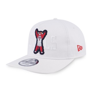 NEW ERA หมวกรุ่น GOLFER CAP NBA MASCOT CHICAGO BULLS WHITE