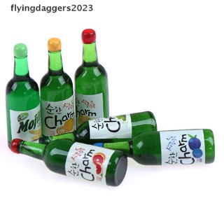 [flyingdaggers] โมเดลขวดน้ําผลไม้จิ๋ว 1:12 สําหรับตกแต่งบ้านตุ๊กตา 5 ชิ้น