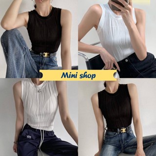 Mini shop🌸พร้อมส่ง🌸 (85152) เสื้อกล้ามไหมพรม สีพื้นขาวดำ ใส่ง่ายสบายลายริ้วๆ