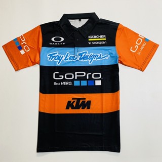 เสื้อยืดคอปกผู้ชายพิมพ์รถยนต์ KTM การถ่ายเทความร้อนสไตล์สปอร์ตพรีเมี่ยม