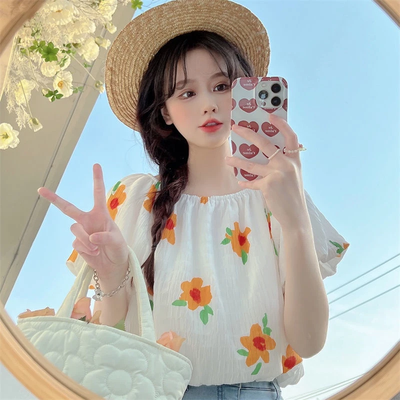 Bee เสื้อลายดอกแขนฟองแขนสั้นแฟชั่นผู้หญิง thumbnail 4