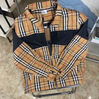 Burberry เสื้อคาร์ดิแกน คอปก แขนยาว มีซิป สไตล์คลาสสิก แฟชั่นสําหรับผู้ชาย และผู้หญิง