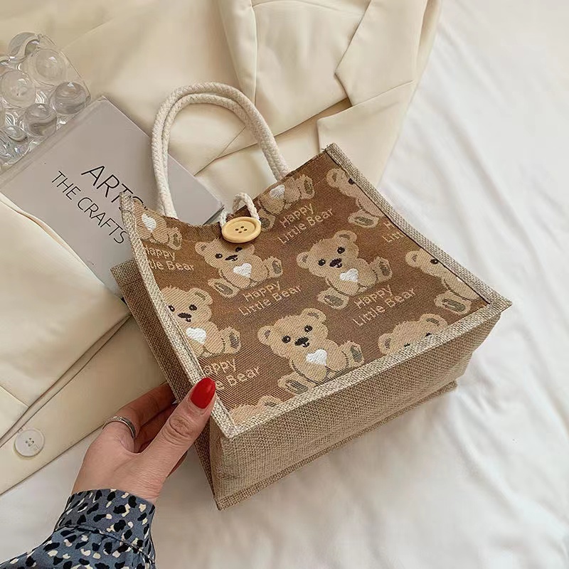 พร้อมส่งในไทย-กระเป๋าถือลายหมีน่ารัก แฟชั่นมาใหม่ #BAG011
