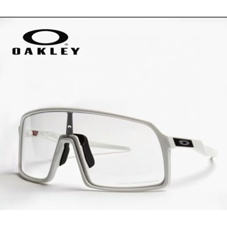 **do** แว่นกันแดด OAKLEY OO9406A-34 SUTRO (Asia Fit) ใช้กิจกรรมกลางแจ้ง น้ำหนักเบา มี กรอบ 2 สีให้เลือก สินค้าใหม่ ขอ...