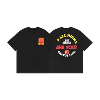 พร้อมส่ง เสื้อยืดแขนสั้นลําลอง ทรงหลวม ลาย Travis Scott McDonalds Series High Street สําหรับผู้ชาย และผู้หญิง