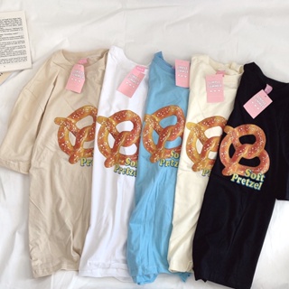 S256 เสื้อยืด oversize ผ้าคอตตอน สไตล์ minimal สกรีน Soft Pretzel 🥨