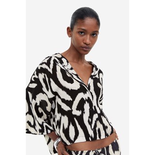 H&amp;M  Woman Oversized resort shirt 1066926_2