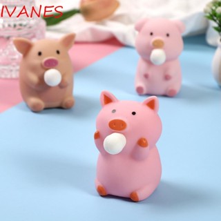 Ivanes ของเล่นลูกบอล PVC รูปหมูบีบได้ แบบนิ่ม คลายเครียด สําหรับคริสต์มาส