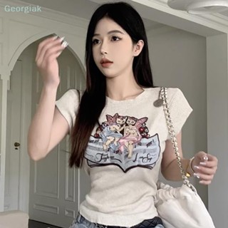 【Geor】เสื้อยืดครอปท็อป คอกลม แขนสั้น ผ้าถัก ปักลาย แฟชั่นฤดูร้อน สําหรับผู้หญิง