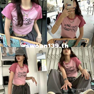 ส่งของทันที 🌸 เสื้อครอป เสื้อครอป y2k เสื้อยืดครอปท็อป แขนสั้น เอวสูง เซ็กซี่ สไตล์อเมริกันเรโทร swoan139.th