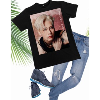 Small - เสื้อยืด ลาย Jackson Wang 5X