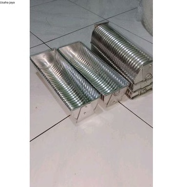 ขนาดใหญ่ RINGGIK LINE PAN UK 28X9.5X7 ประมาณ