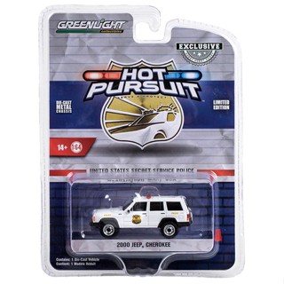 Greenlight 1/64 Exclusive Hot Pursuit Limited Edition 2000 Jeep Cherokee 43015-A