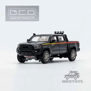 โมเดลรถยนต์ GCD 1:64 Tacoma LHD Diecast สีดํา