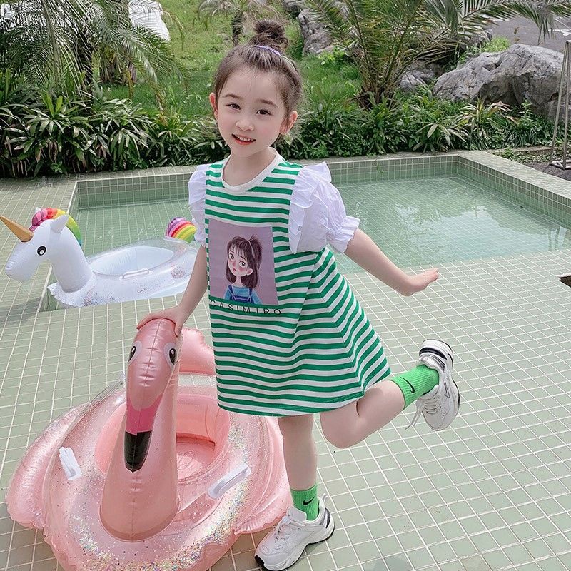เดรสสาวฤดูร้อนใหม่สาวสไตล์ตะวันตกลายเสื้อยืดขนาดกลางยาว