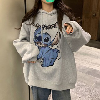 เสื้อแจ็กเก็ตกันหนาว แขนยาว มีฮู้ด พิมพ์ลายการ์ตูน Stitch ทรงหลวม แบบสวมหัว สไตล์เรโทร แฟชั่นฤดูใบไม้ร่วง สําหรับผู้หญิง 2023