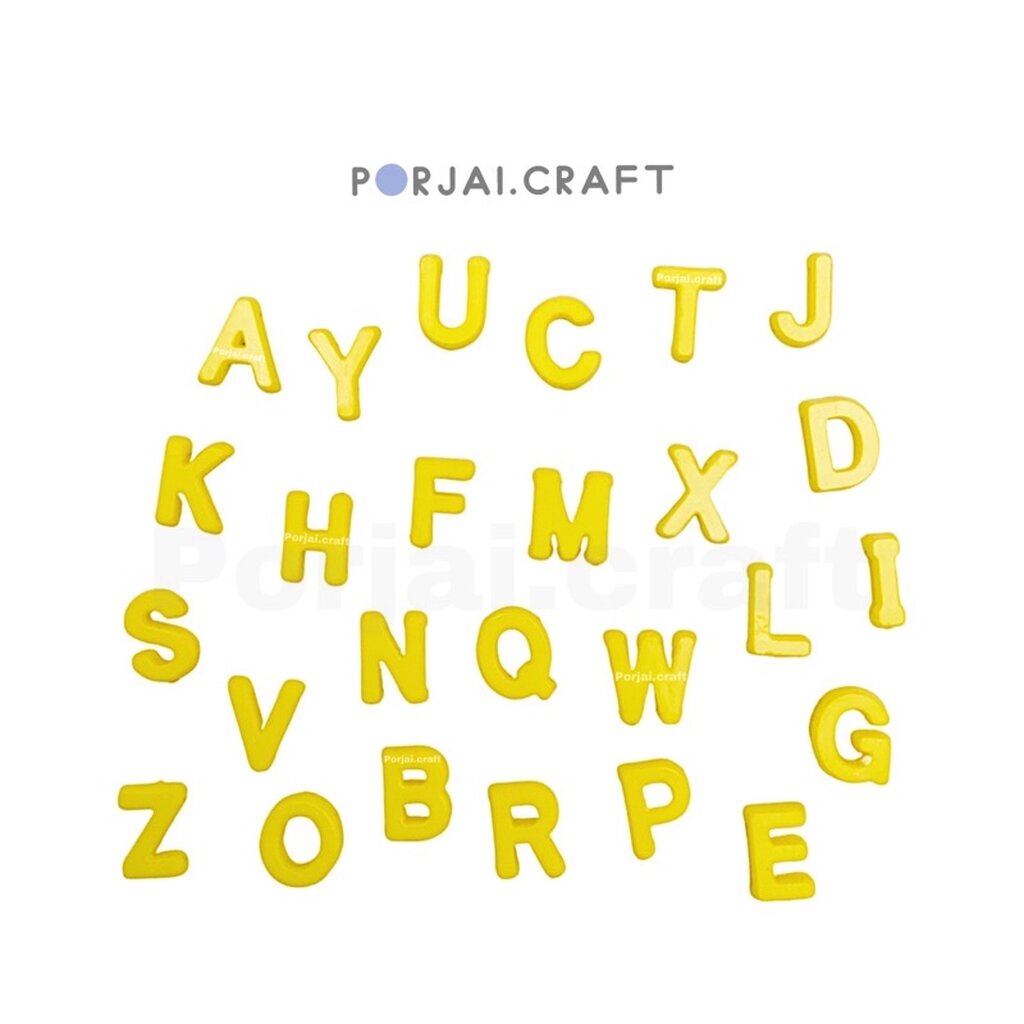 ลูกปัดตัวอักษร สีเหลือง Yellow alphabet beads 12mm