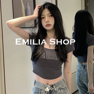 EMILIA SHOP เสื้อยืด เสื้อครอป เสื้อผ้าแฟชั่นผู้หญิง สไตล์เกาหลี 2023 ใหม่ A29J0ZH 0428