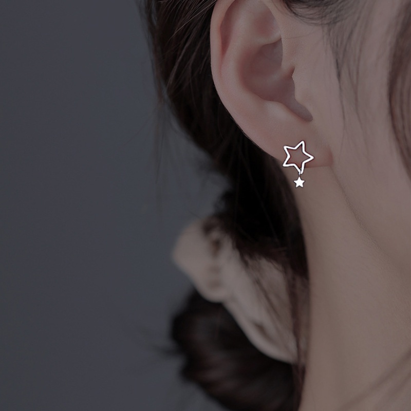 We Flower ต่างหูสตั๊ด เงิน 925 จี้รูปดาวคู่ ขนาดเล็ก สไตล์เกาหลี น่ารัก กันแพ้ เครื่องประดับ สําหรับผู้หญิง