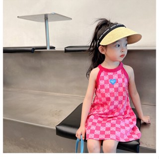 ชุดเดรสสายเดี่ยว ขนาดเล็ก สีแดงกุหลาบ แฟชั่นฤดูร้อน สไตล์เกาหลี สําหรับเด็กผู้หญิง 2023