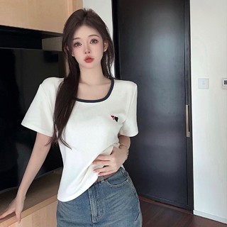 เสื้อยืด ลายกราฟฟิก MM