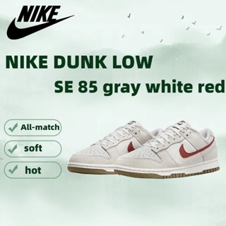 จัดส่งที่รวดเร็ว Nike Dunk Low SE 85 gray white red รองเท้าวิ่ง รองเท้ากีฬา