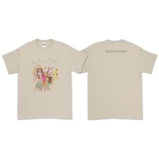 【HOT】[S-5XL]Beabadoobee - BEATOPIA เสื้อยืด (หน้าหลัง)