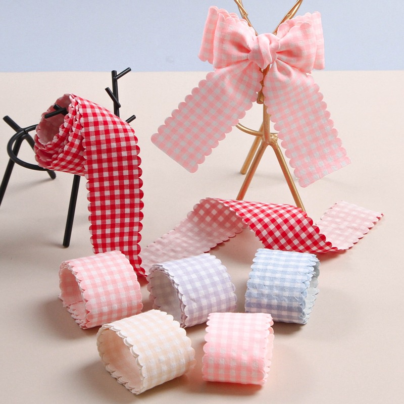 910 ซม./ม้วนเกาหลีรุ่นขอบหยักฤดูร้อน Macaron สี Checkered ริบบิ้นด้านเดียวที่มีสีสันฟันขอบ Fine Checkered ริบบิ้น diy โบว์ริบบิ้นเบเกอรี่ดอกไม้เสื้อผ้าตกแต่งริบบิ้น