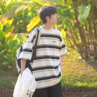 เสื้อยืด oversize เสื้อยืดลายทาง สไตล์INS น้ำหนักเบาและระบายอากาศไดี ขนาดใหญ่ กว้างขวาง สไตล์ลำลอง แบบเกาหลี