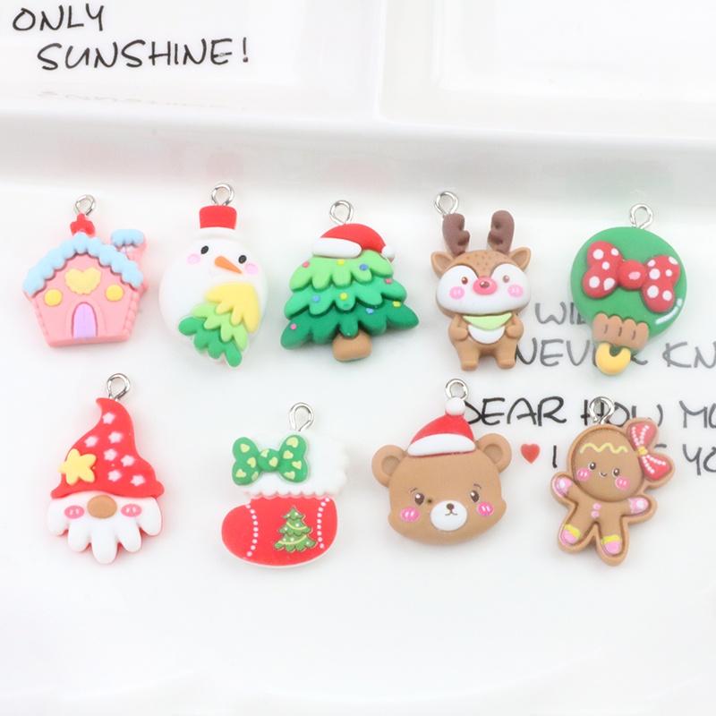 ทำด้วยมือวัสดุ DIY เครื่องประดับอุปกรณ์เสริมเรซินใหม่ซานตาคลอส Snowman กวางต้นคริสต์มาสต่างหูจี้ขนาดเล็ก