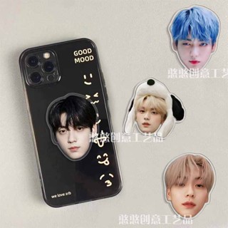 สินค้าใหม่ พร้อมส่ง ที่วางโทรศัพท์มือถือ แบบใส หมุนได้ ลายการ์ตูนอนิเมะ KPOP Choi Soobin TXT Hallyu Star