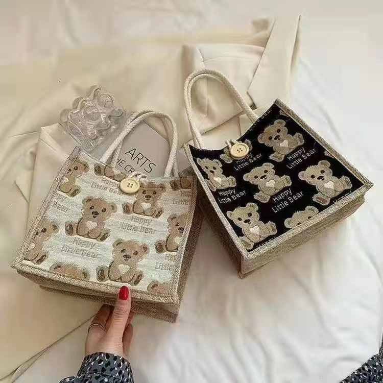 พร้อมส่งในไทย-กระเป๋าถือลายหมีน่ารัก แฟชั่นมาใหม่ #BAG011